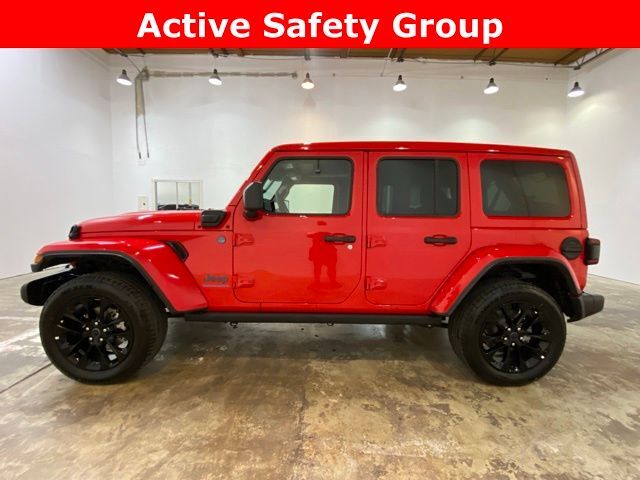 2025 Jeep Wrangler Sahara 4xe