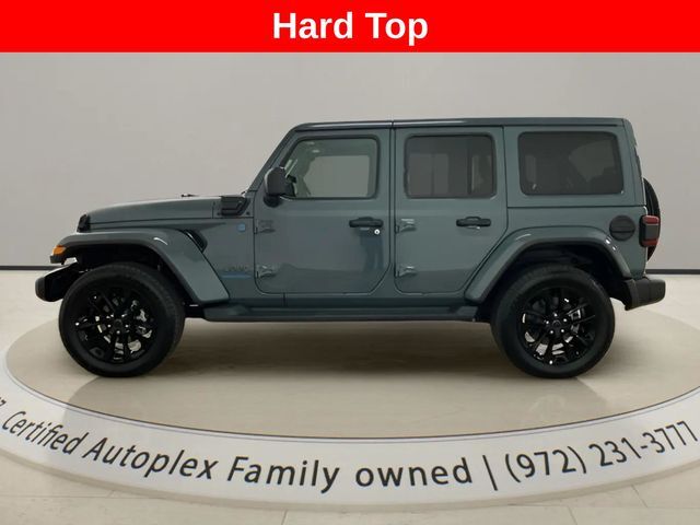 2025 Jeep Wrangler Sahara 4xe