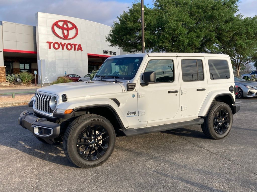 2025 Jeep Wrangler Sahara 4xe