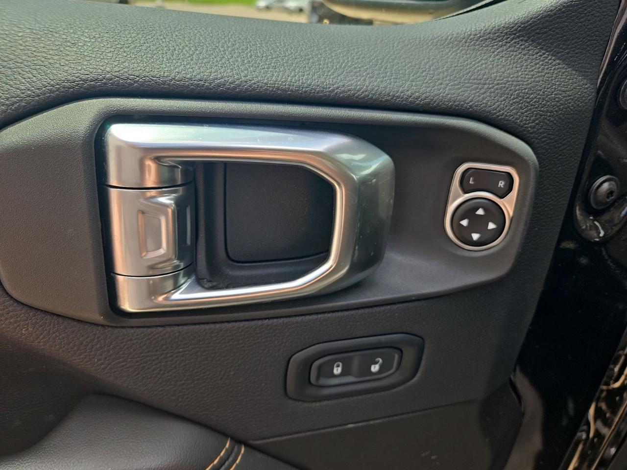 2025 Jeep Wrangler Sahara 4xe West Burlington IA