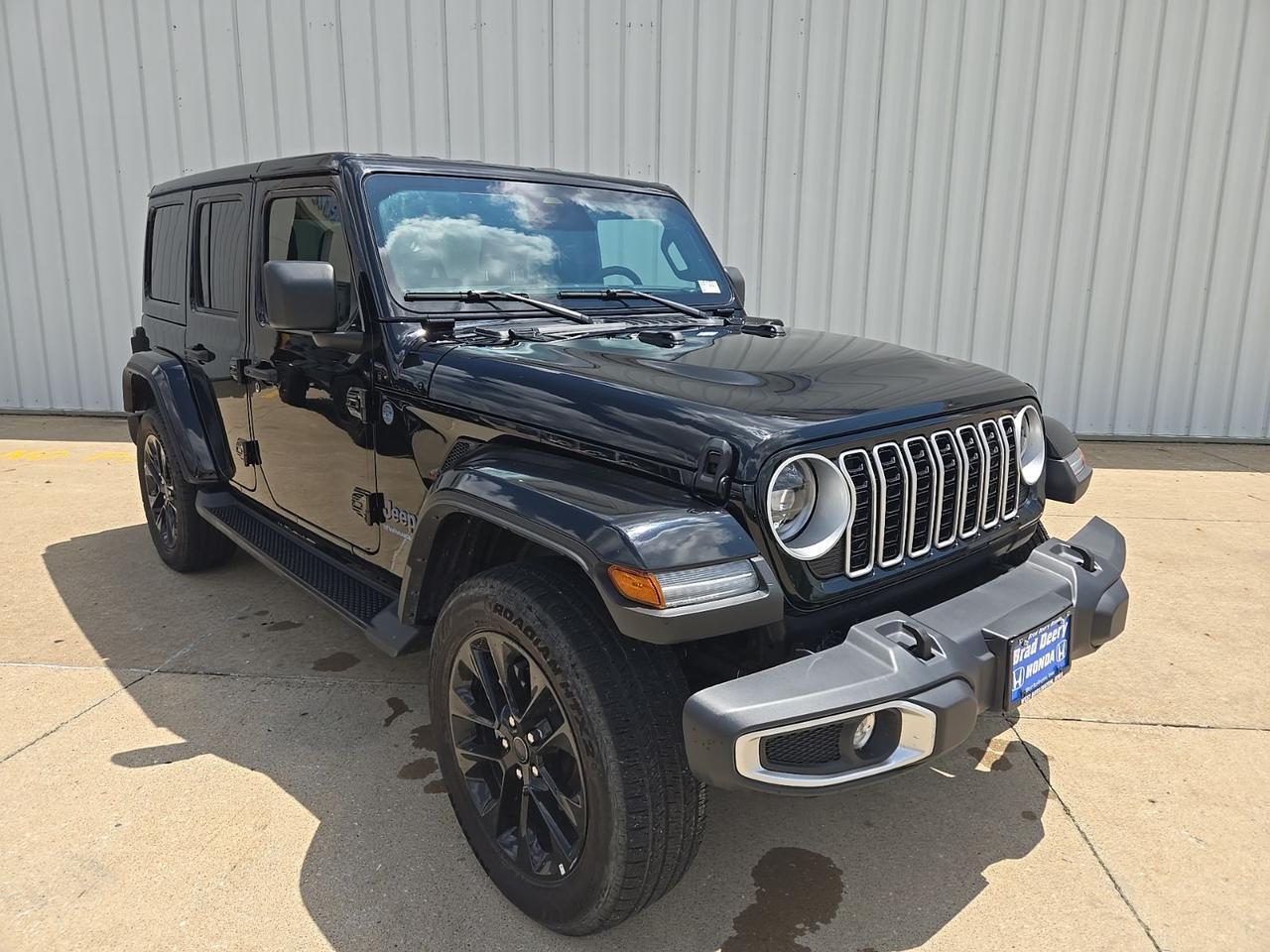 2025 Jeep Wrangler Sahara 4xe West Burlington IA