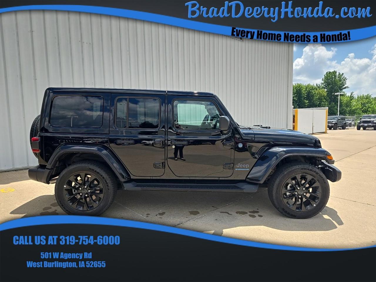 2025 Jeep Wrangler Sahara 4xe