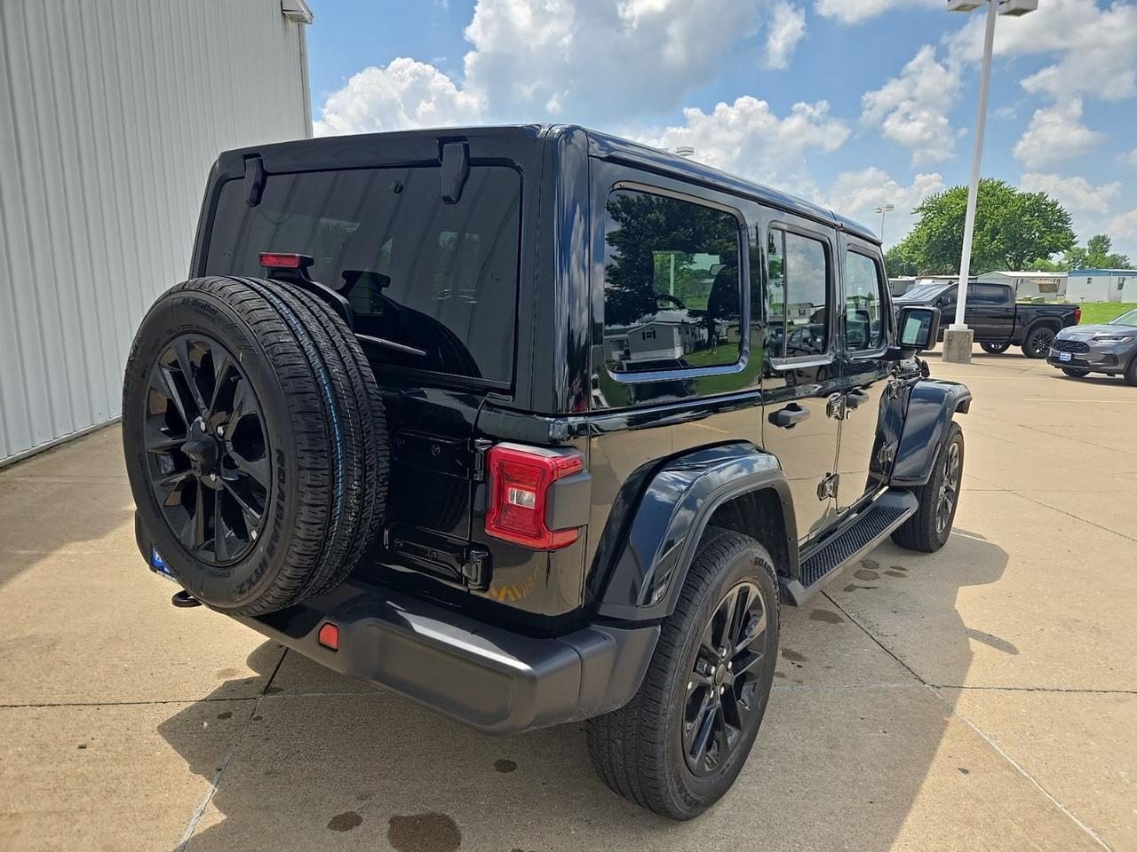 2025 Jeep Wrangler Sahara 4xe West Burlington IA