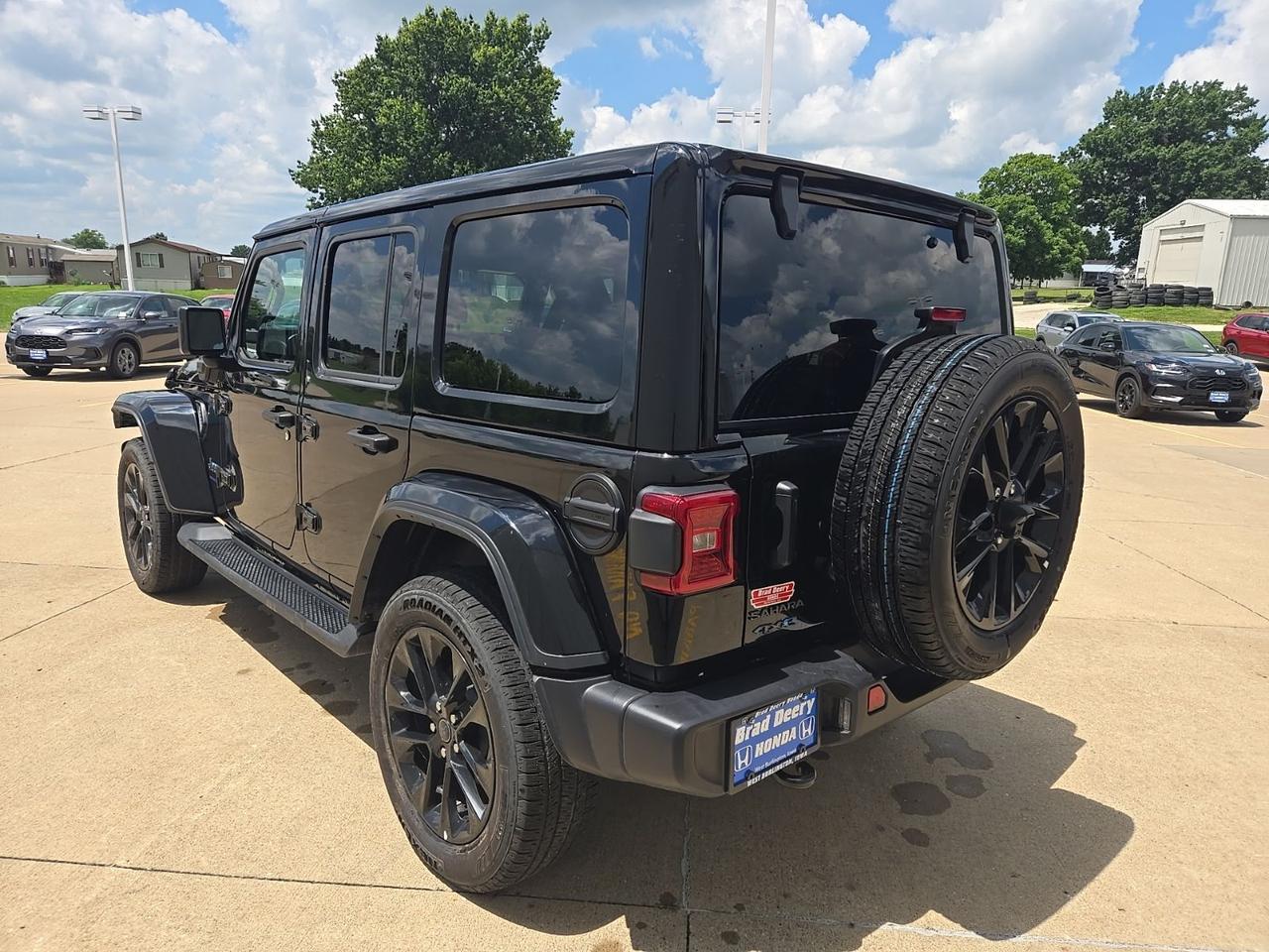 2025 Jeep Wrangler Sahara 4xe West Burlington IA