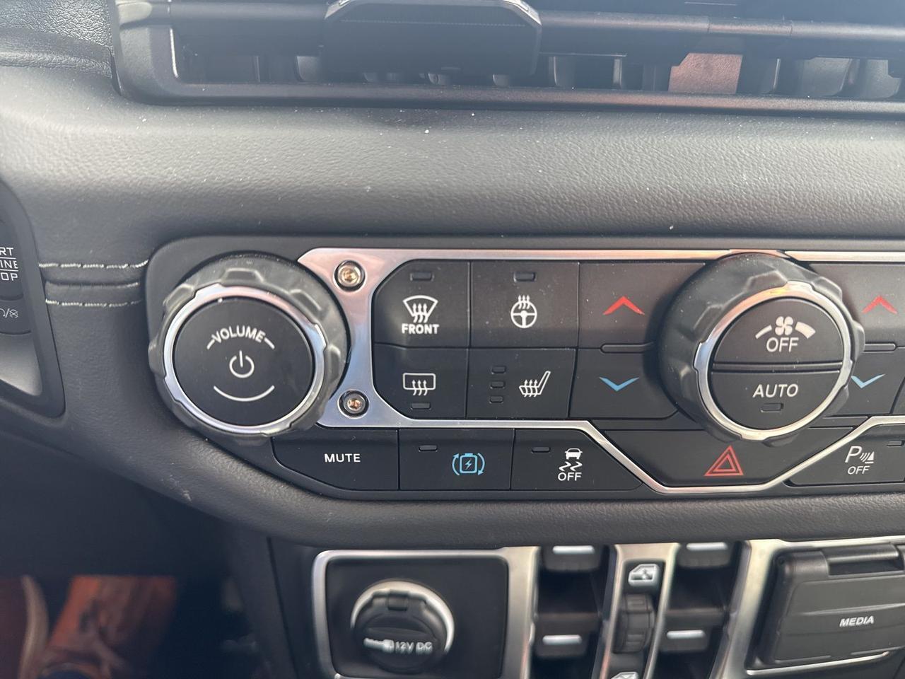 2025 Jeep Wrangler Sahara 4xe West Burlington IA