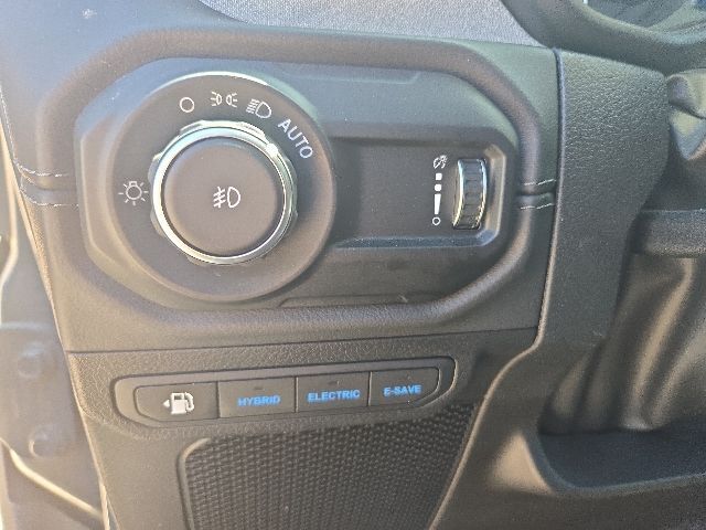 2025 Jeep Wrangler Sahara 4xe West Burlington IA