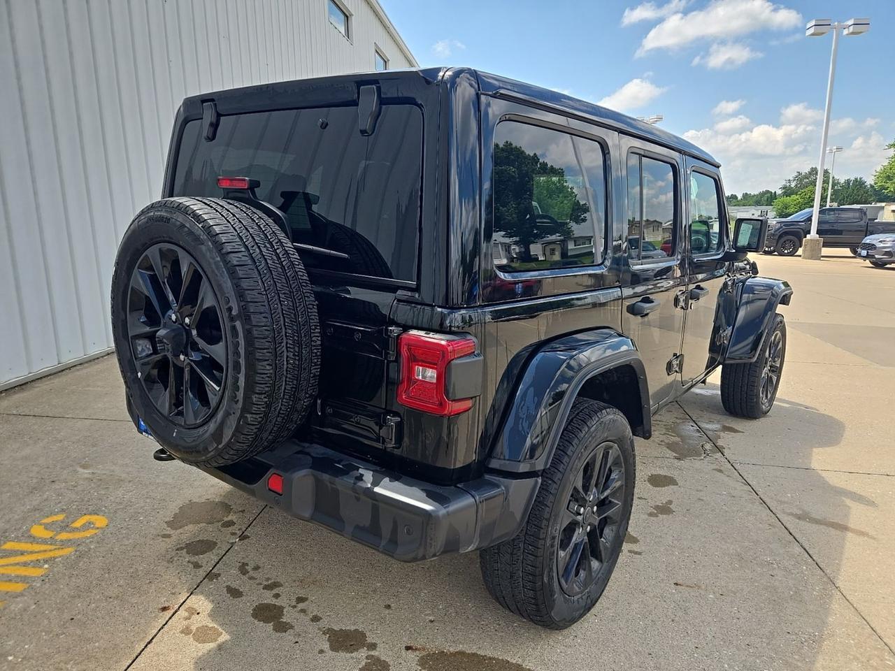 2025 Jeep Wrangler Sahara 4xe West Burlington IA
