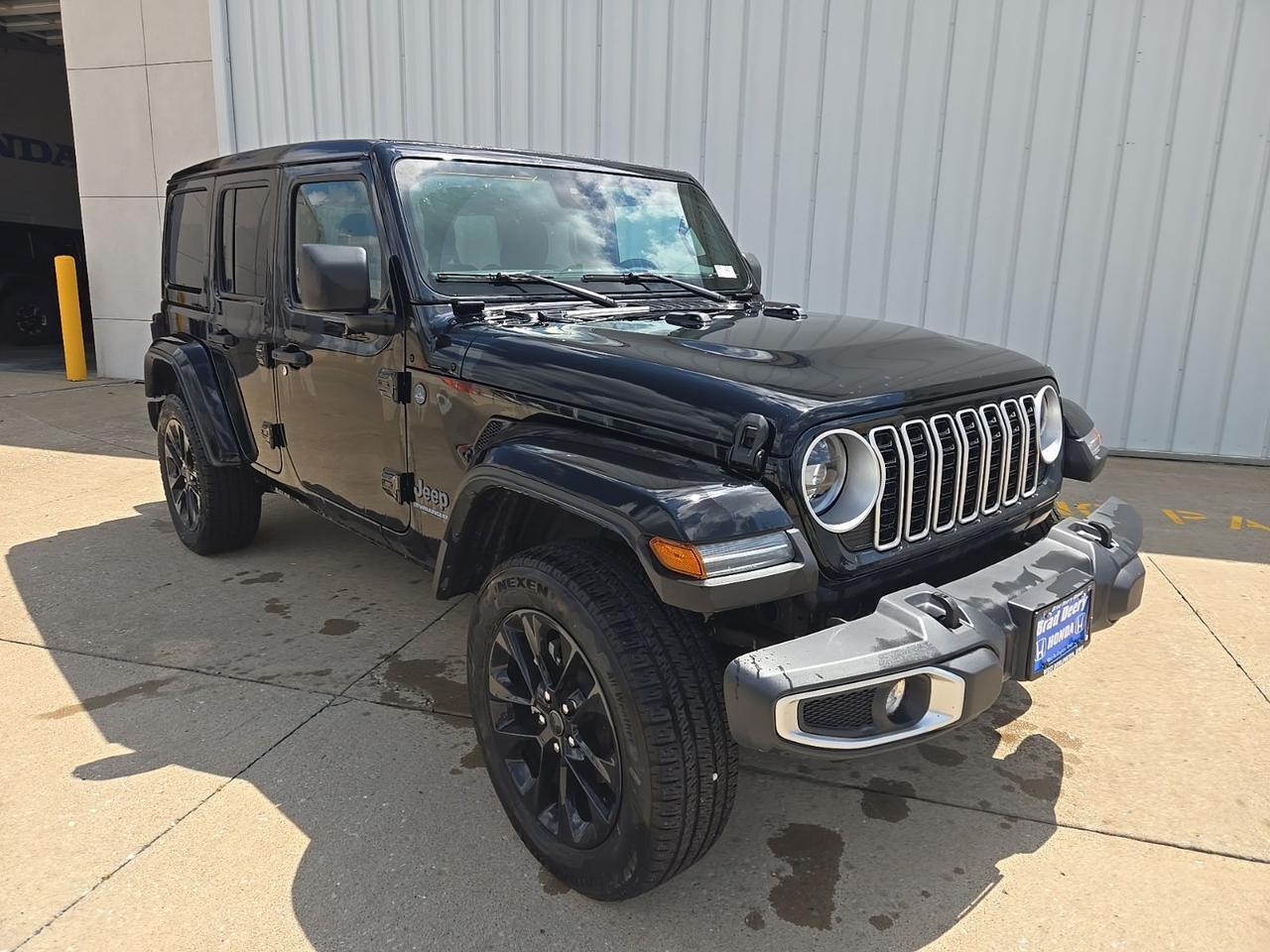 2025 Jeep Wrangler Sahara 4xe