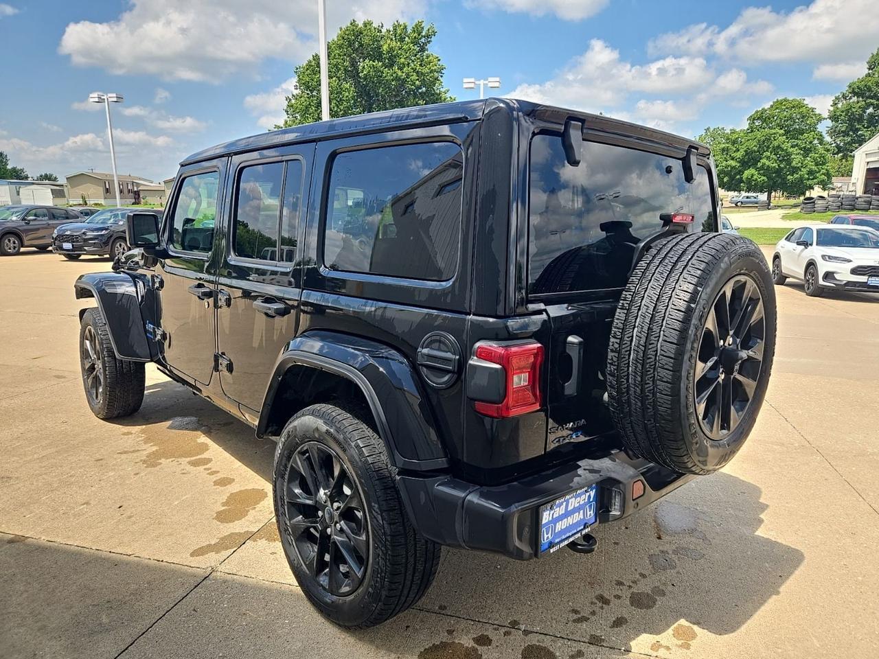 2025 Jeep Wrangler Sahara 4xe West Burlington IA