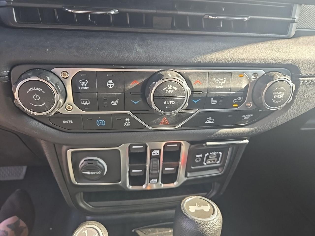 2025 Jeep Wrangler Sahara 4xe West Burlington IA
