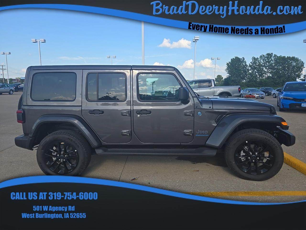 2025 Jeep Wrangler Sahara 4xe