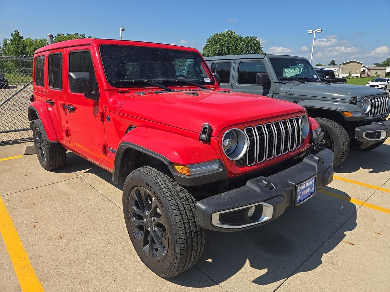 2025 Jeep Wrangler Sahara 4xe