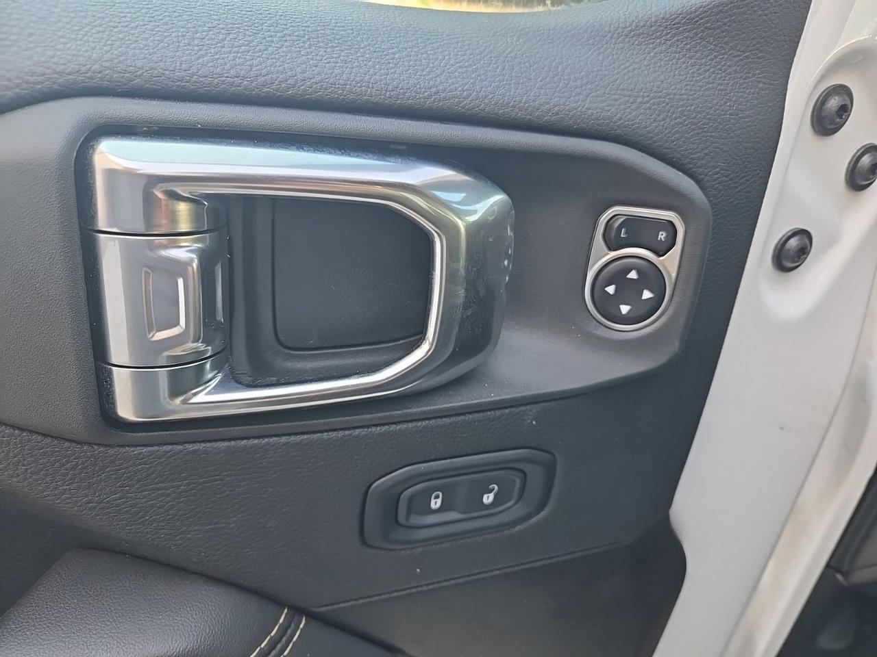2025 Jeep Wrangler Sahara 4xe West Burlington IA