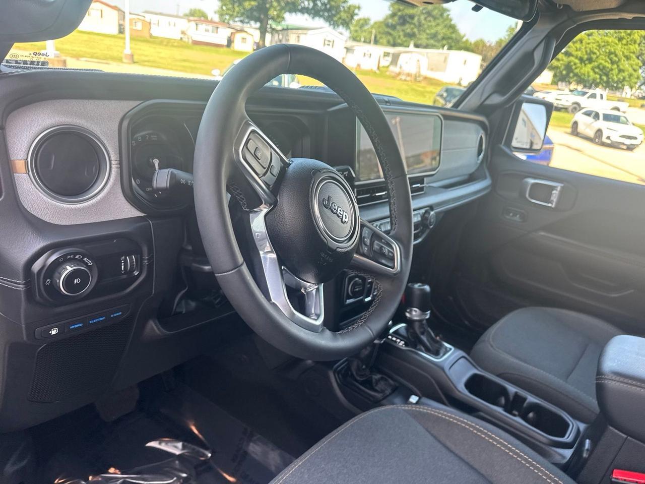 2025 Jeep Wrangler Sahara 4xe West Burlington IA