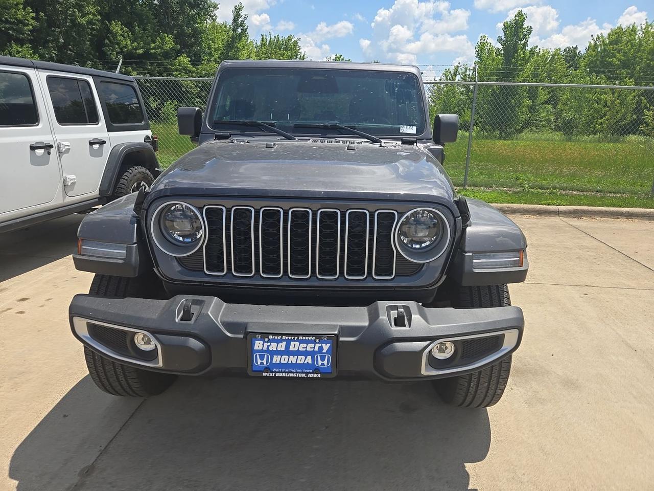 2025 Jeep Wrangler Sahara 4xe West Burlington IA