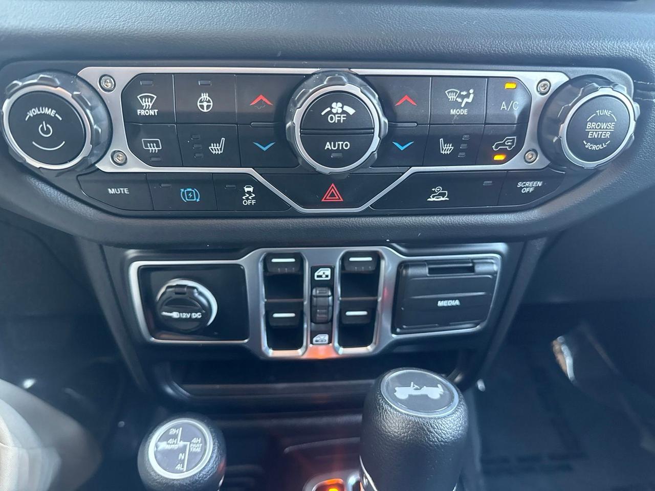 2025 Jeep Wrangler Sahara 4xe West Burlington IA