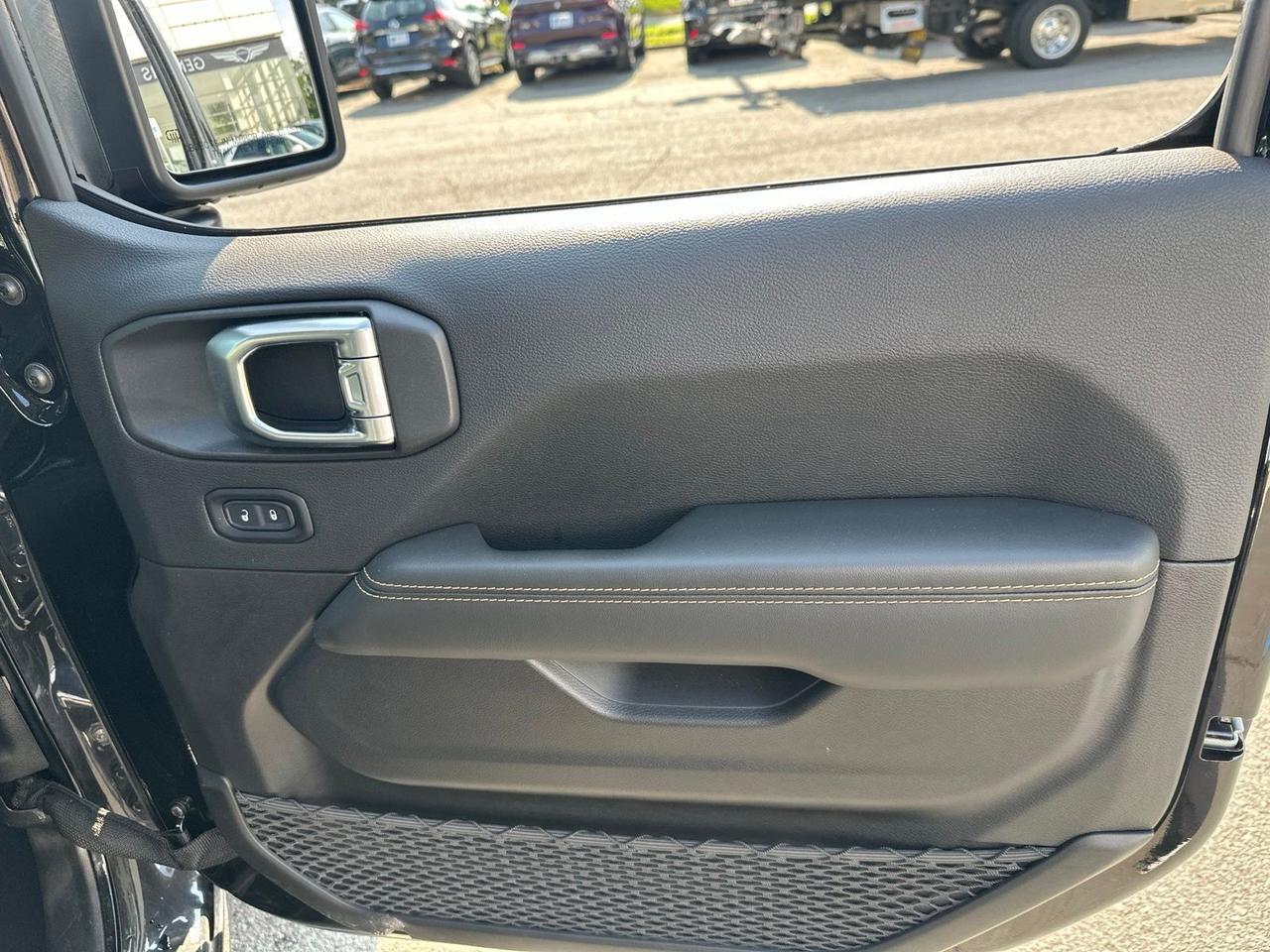 2025 Jeep Wrangler Sahara 4xe Chantilly VA