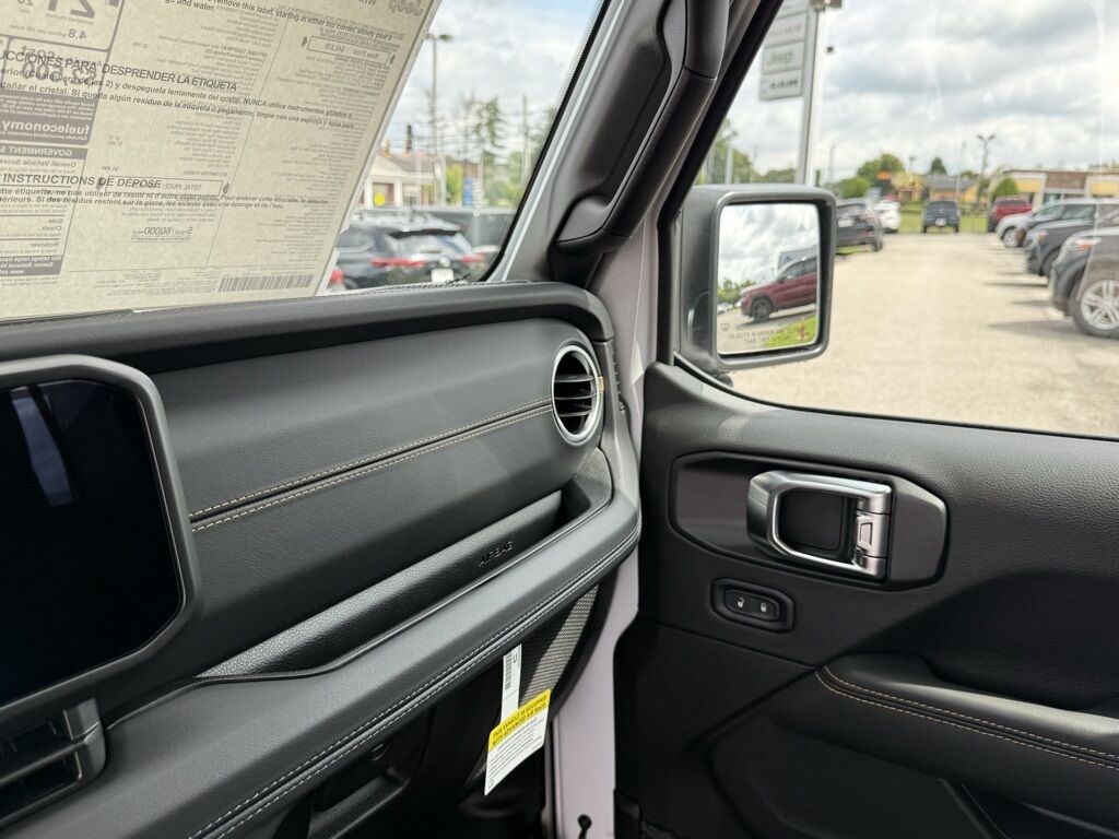 2025 Jeep Wrangler Sahara Crestwood KY