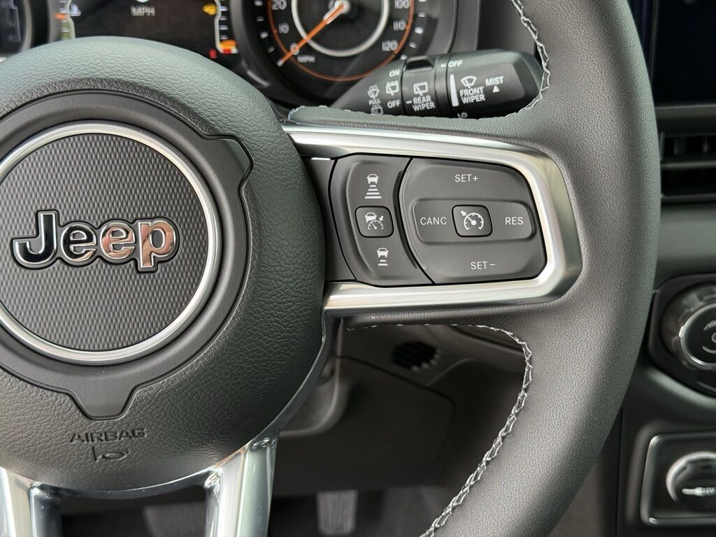 2025 Jeep Wrangler Sahara Crestwood KY
