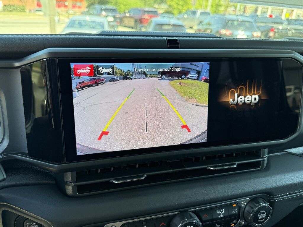 2025 Jeep Wrangler Sahara Crestwood KY