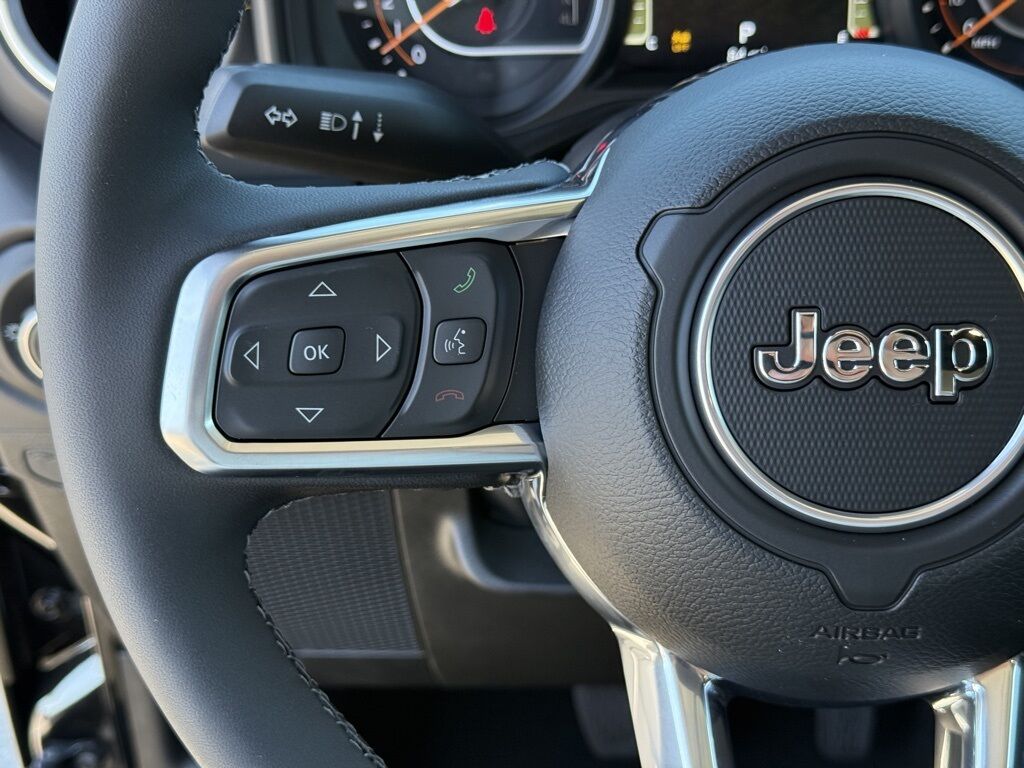 2025 Jeep Wrangler Sahara Crestwood KY