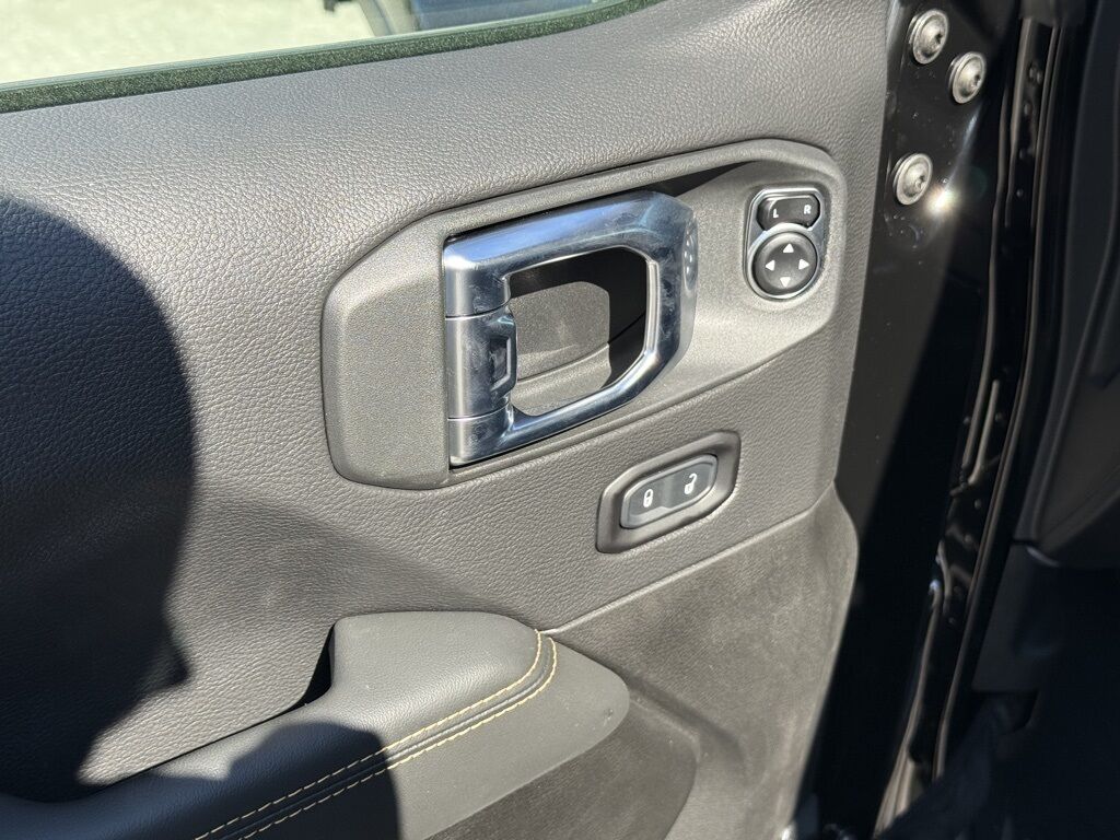 2025 Jeep Wrangler Sahara Crestwood KY