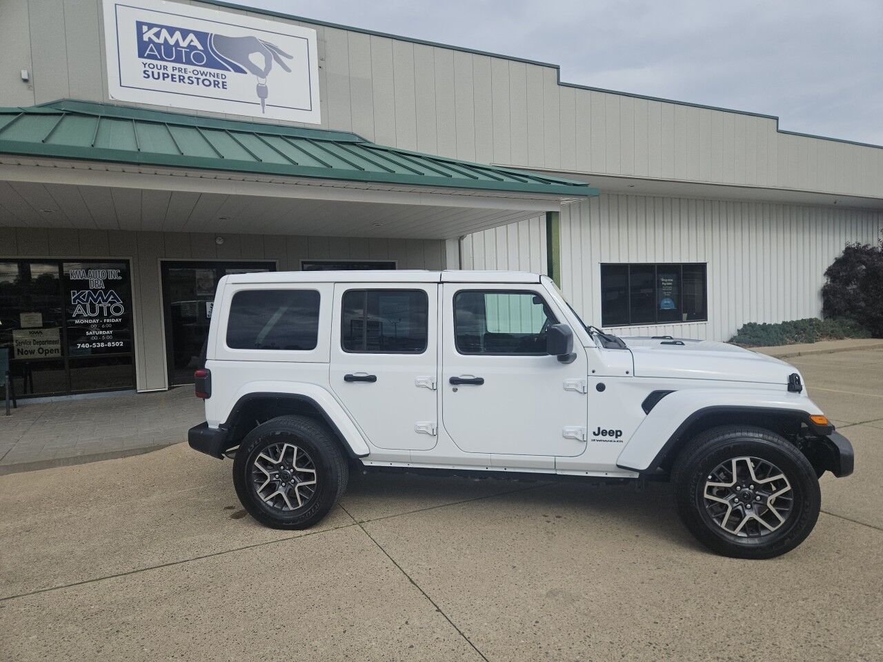 2025 Jeep Wrangler Sahara