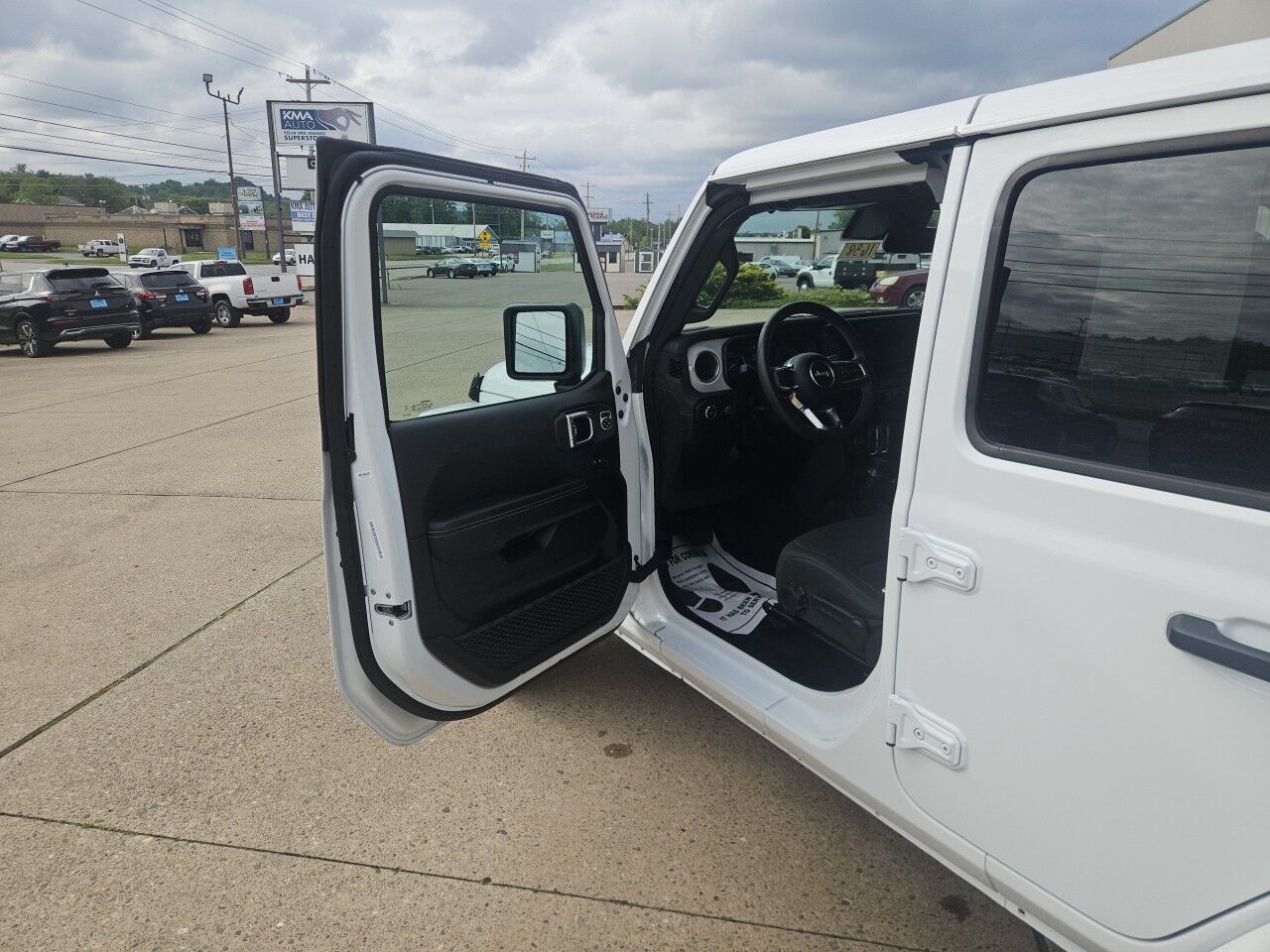 2025 Jeep Wrangler Sahara Marietta OH