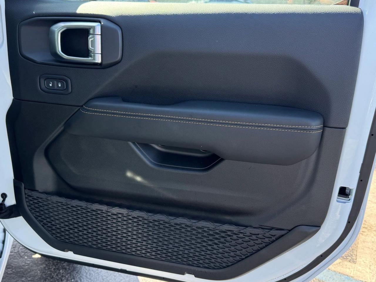 2025 Jeep Wrangler Sahara Miami FL