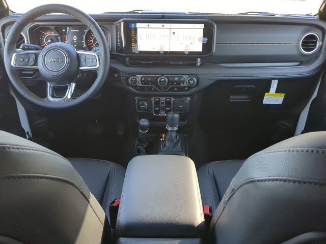2025 Jeep Wrangler Sahara Appleton WI