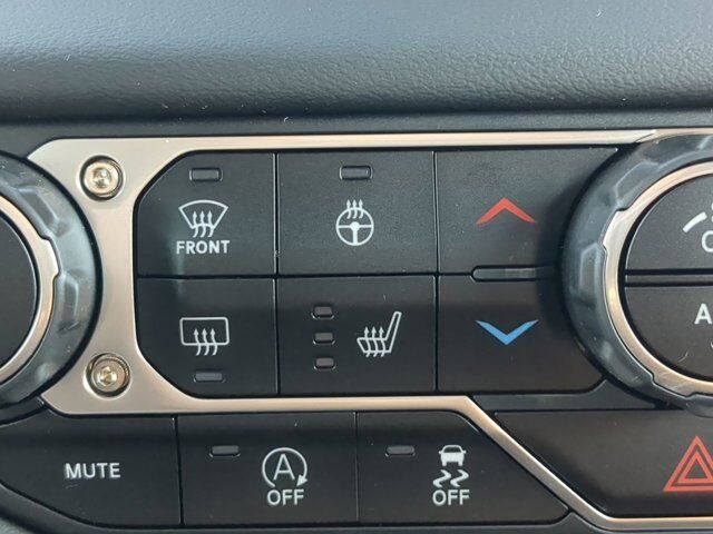 2025 Jeep Wrangler Sahara Appleton WI