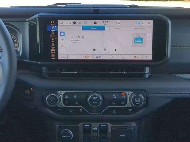 2025 Jeep Wrangler Sahara Appleton WI