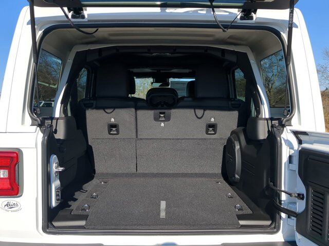 2025 Jeep Wrangler Sahara Appleton WI