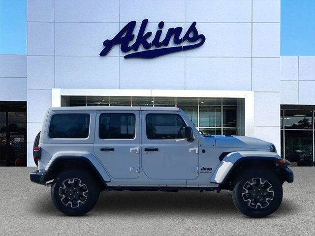 2025 Jeep Wrangler Sahara Appleton WI
