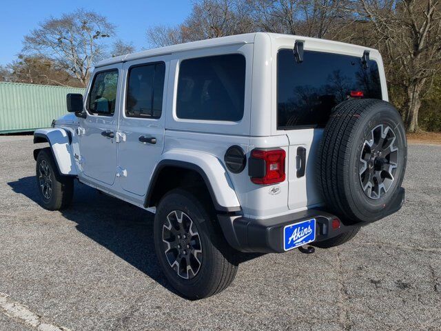 2025 Jeep Wrangler Sahara Appleton WI