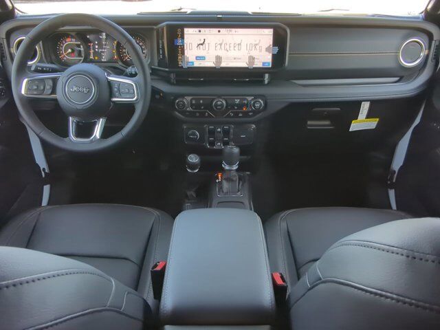 2025 Jeep Wrangler Sahara Appleton WI