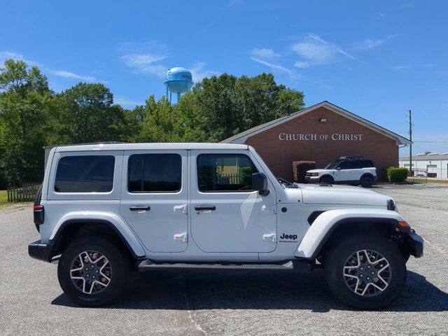 2025 Jeep Wrangler Sahara Appleton WI