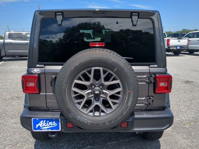 2025 Jeep Wrangler Sahara Appleton WI