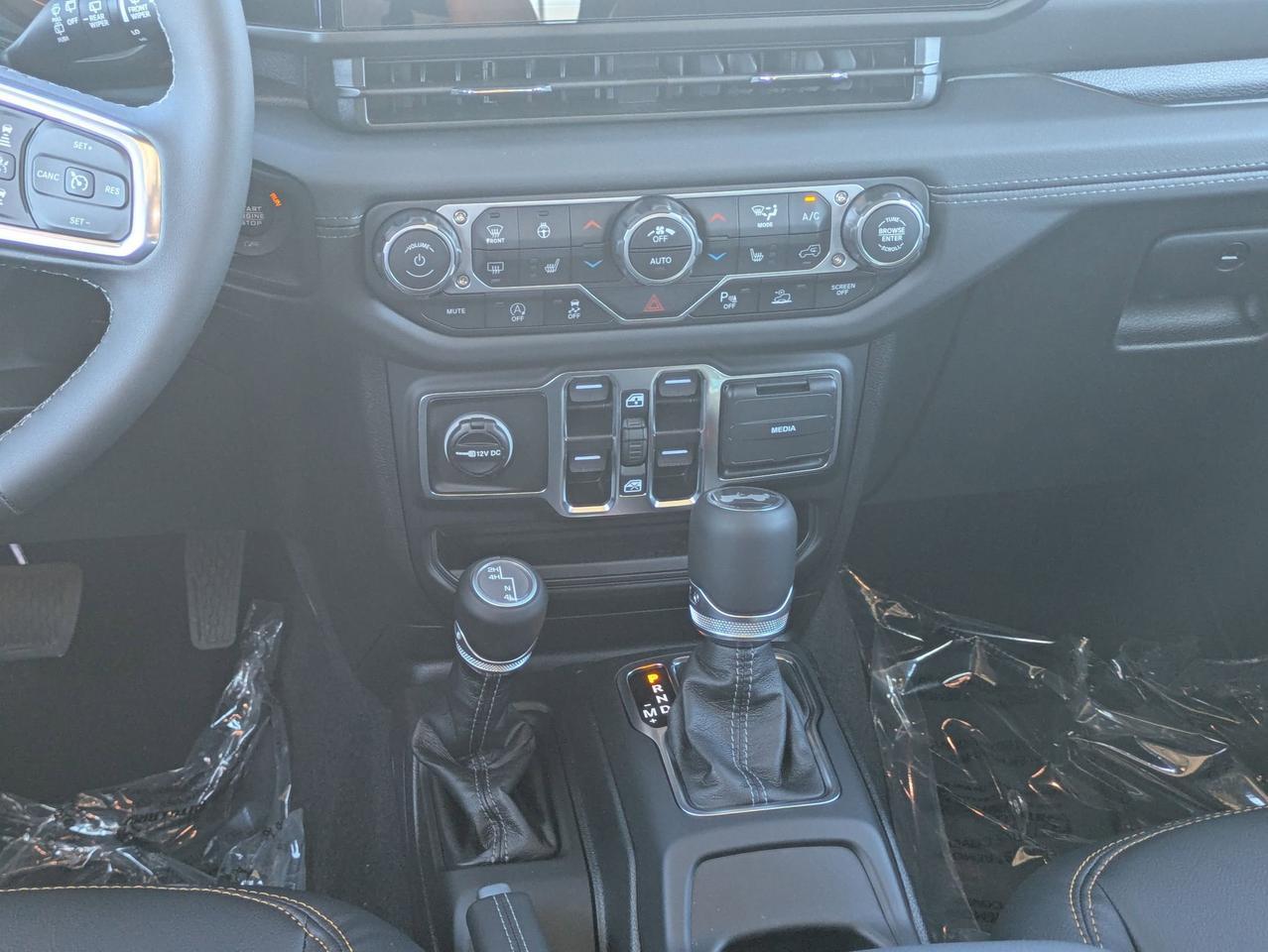 2025 Jeep Wrangler Sahara Castroville TX