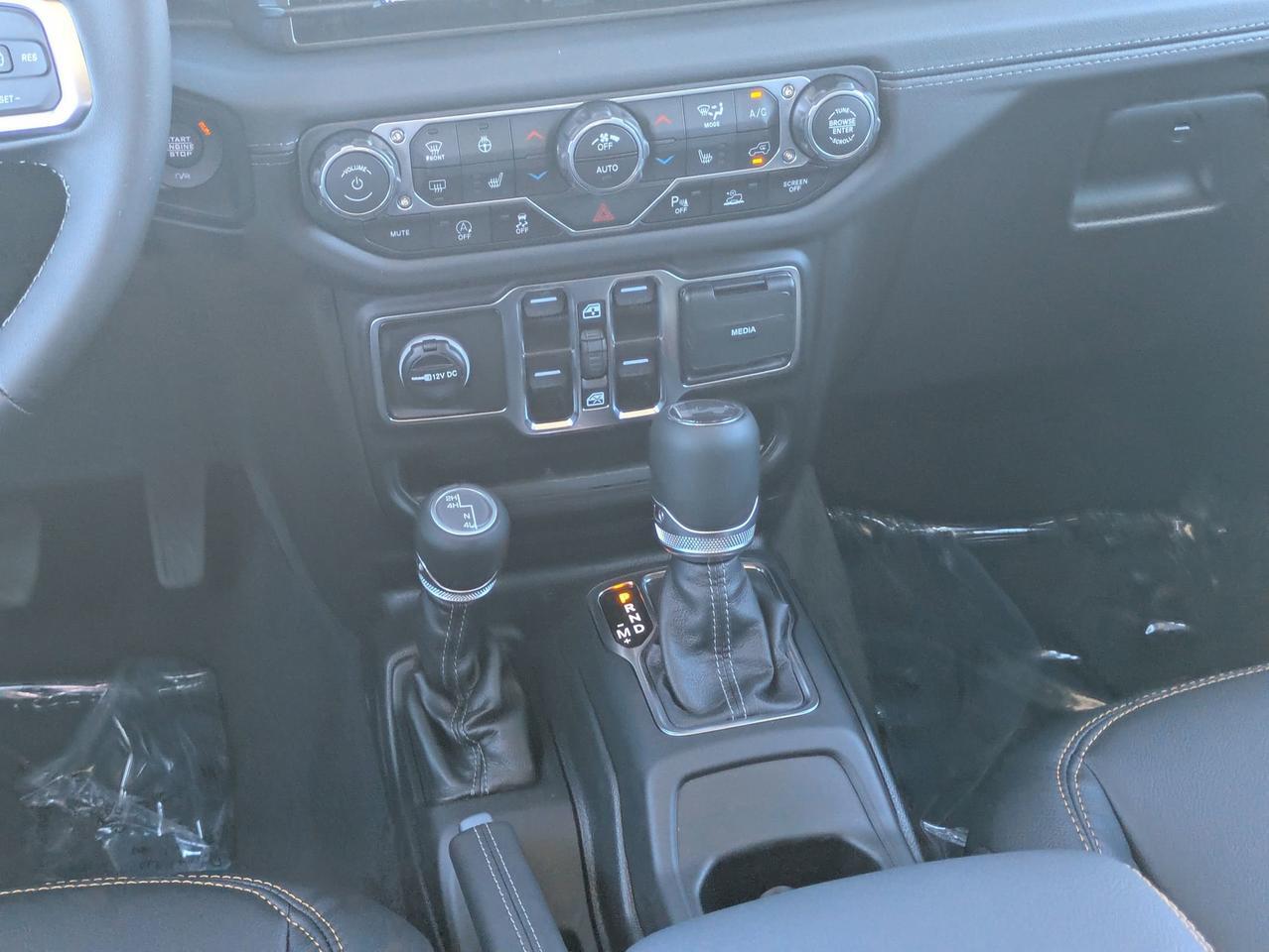2025 Jeep Wrangler Sahara Castroville TX
