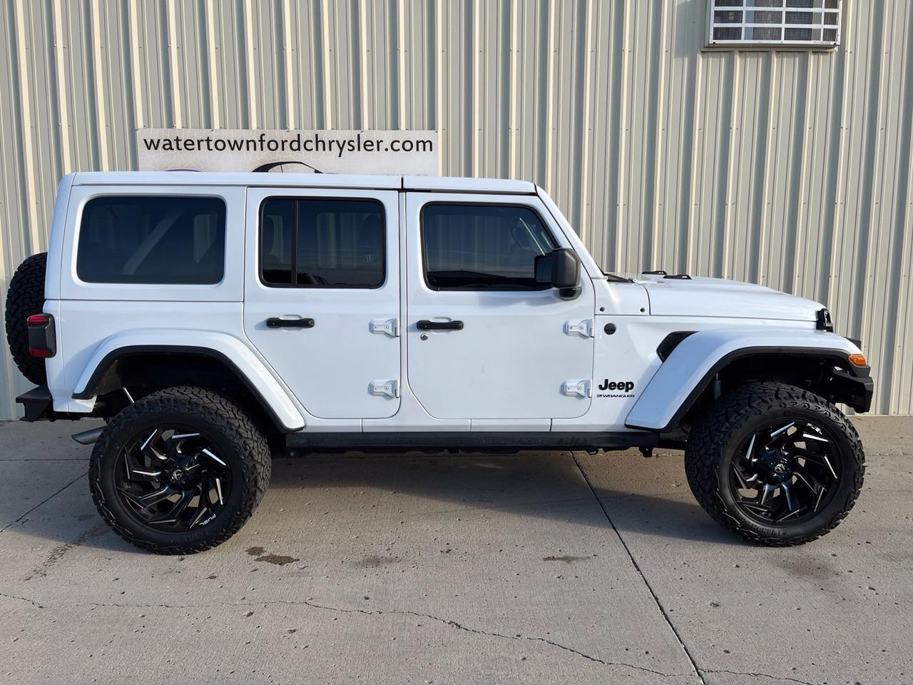 2025 Jeep Wrangler Sahara