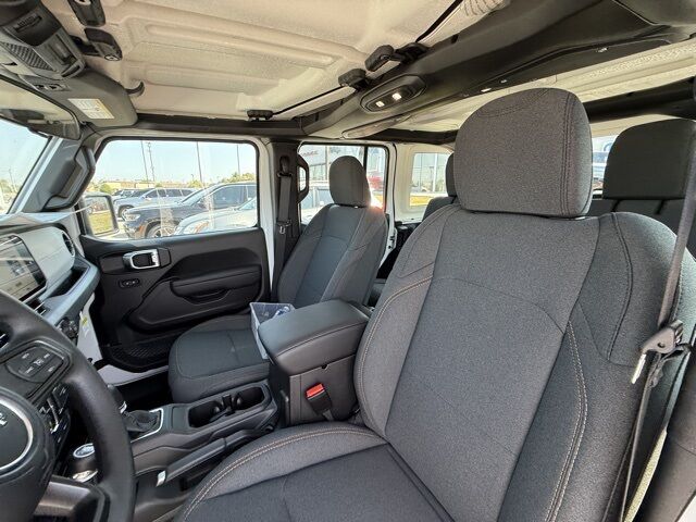 2025 Jeep Wrangler Sport Crestwood KY