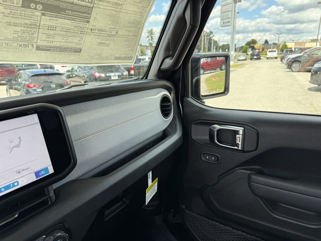 2025 Jeep Wrangler Sport Crestwood KY