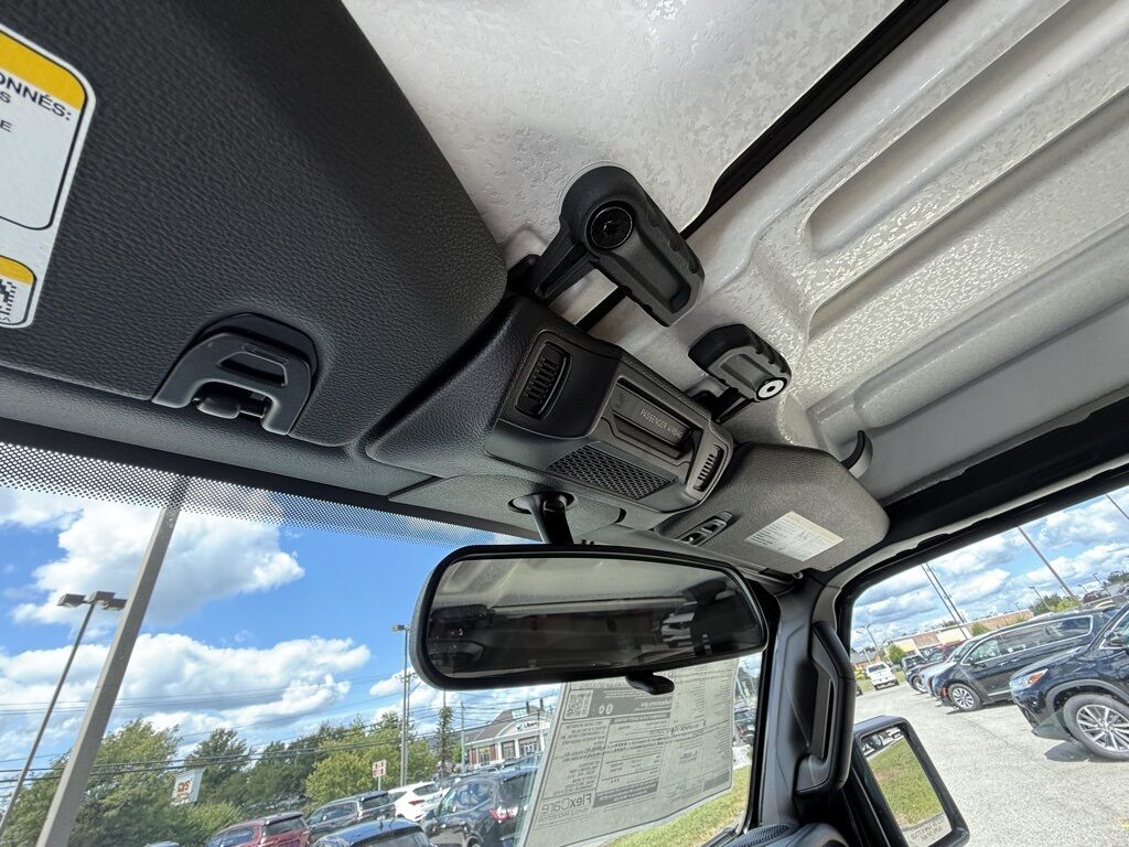 2025 Jeep Wrangler Sport Crestwood KY