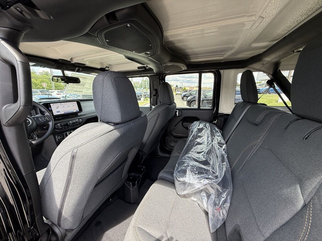 2025 Jeep Wrangler Sport Crestwood KY