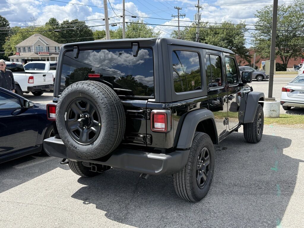 2025 Jeep Wrangler Sport Crestwood KY