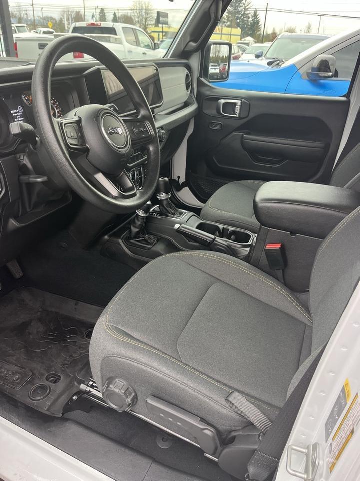 2025 Jeep Wrangler Sport OR