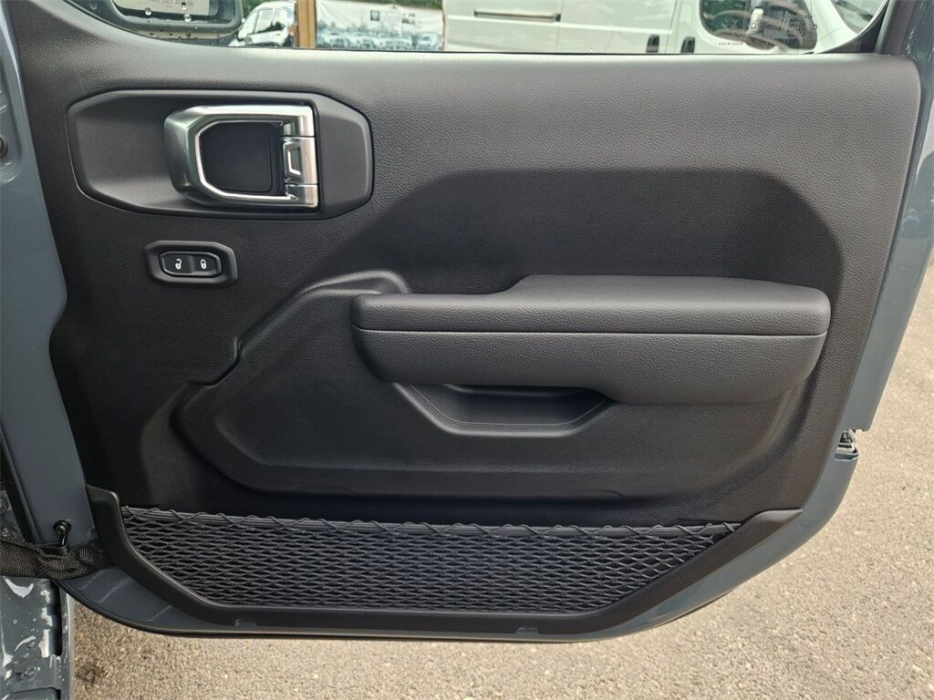 2025 Jeep Wrangler Sport Gresham OR