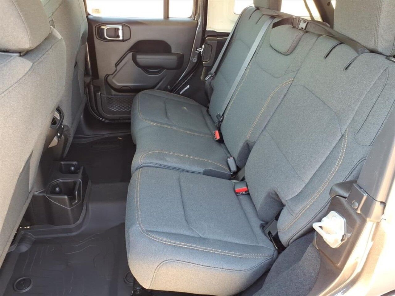 2025 Jeep Wrangler Sport S Uvalde TX