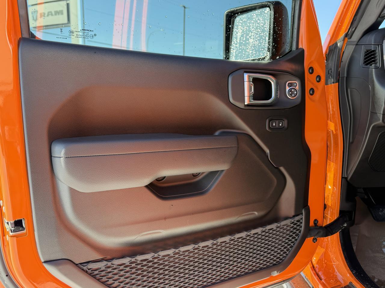 2025 Jeep Wrangler Sport S 4x4 | JEEP-O-LANTERN | Rig Ready Wrangler  | 4 Door | Hardtop | Heated Seats | Remote Start Redwater AB